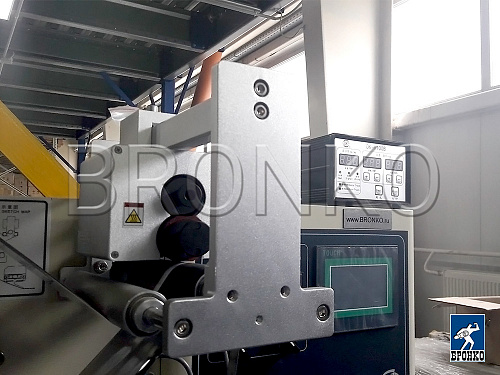 Bronkomatic-320D-Servo1. Горизонтально-упаковочная машина  фото 3