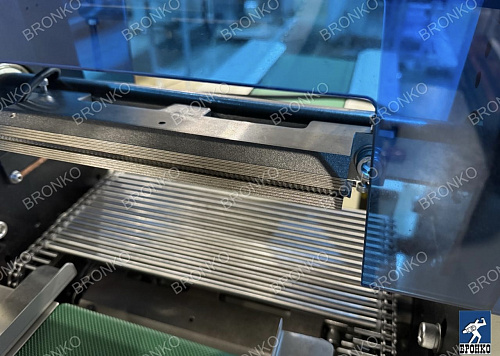 Горизонтально-упаковочная машина AG-450D-Servo3, 100мм (спицевый транспортер) фото 8